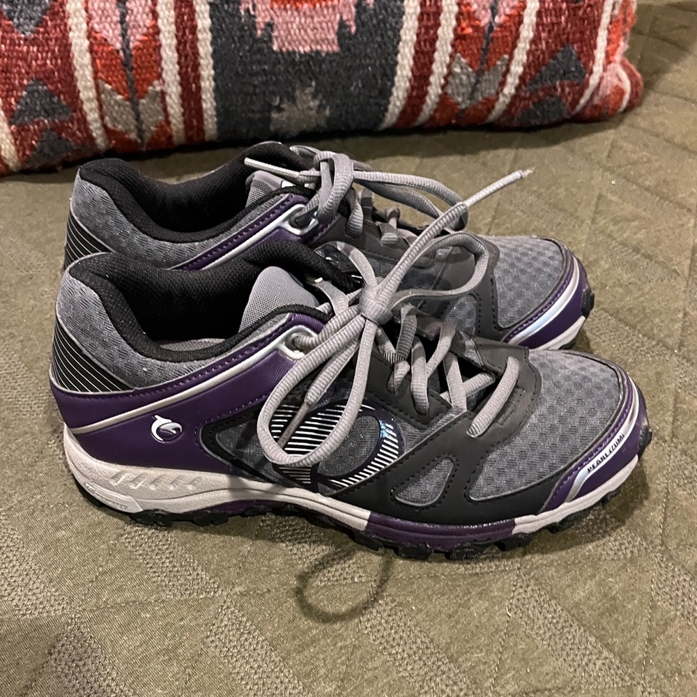 Women’s Pearl Izumi Clip In Bike Shoe